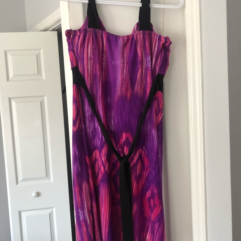 Dress - Picture 8 of 8